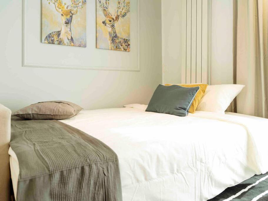 בוקרשט Bright 2Br Apartment - Top Location - City Balcony מראה חיצוני תמונה