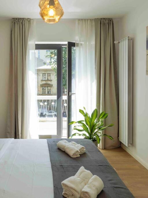 בוקרשט Bright 2Br Apartment - Top Location - City Balcony מראה חיצוני תמונה