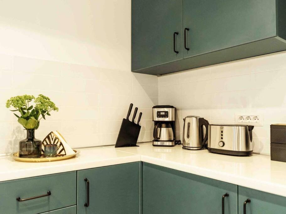 בוקרשט Bright 2Br Apartment - Top Location - City Balcony מראה חיצוני תמונה