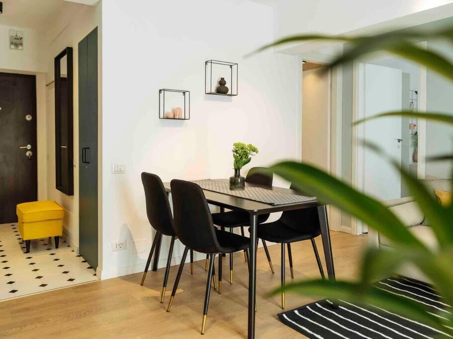 בוקרשט Bright 2Br Apartment - Top Location - City Balcony מראה חיצוני תמונה